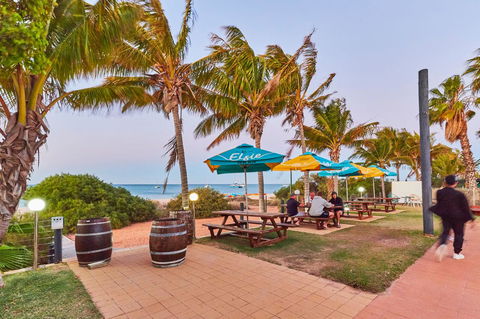 RAC Monkey Mia Dolphin Resort - Accommodation Asia 8