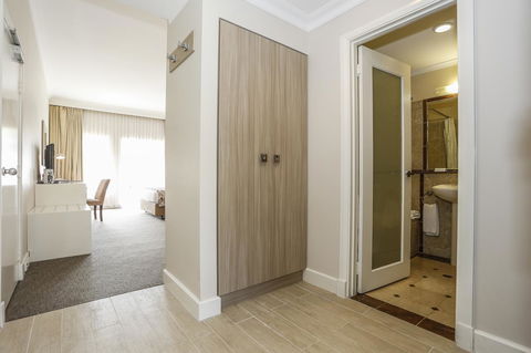 Joondalup Resort - Accommodation Guide 6