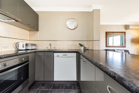 Subiaco Village 18 - Accommodation Asia 5