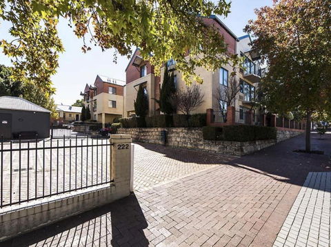 Subiaco Village 18 - Accommodation Asia 20