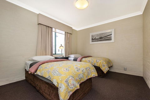 Subiaco Village 18 - Accommodation Asia 10