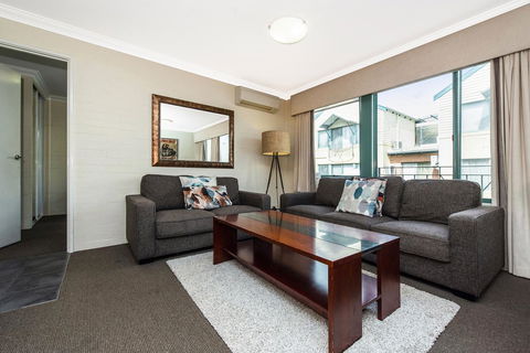 Subiaco Village 18 - Accommodation Asia 3