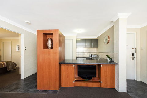 Subiaco Village 18 - Accommodation Asia 7
