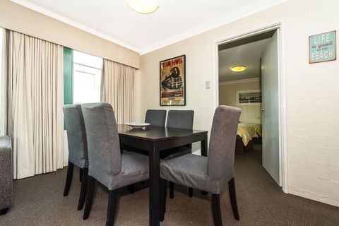 Subiaco Village 18 - Accommodation Asia 4