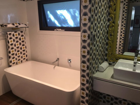 Rowley House - Accommodation Asia 14