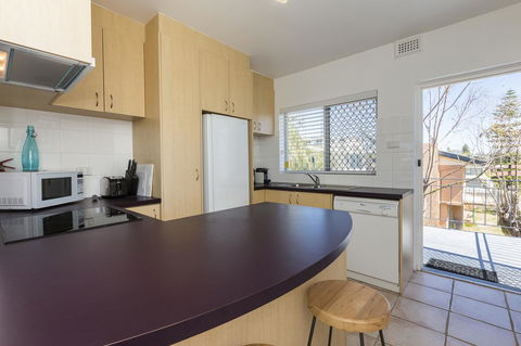 Cottesloe Marine Apartment - Executive Escapes - Accommodation Asia 9