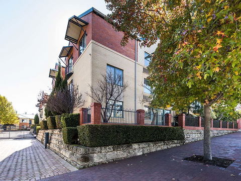 Subiaco Village 28 - Accommodation Asia 25