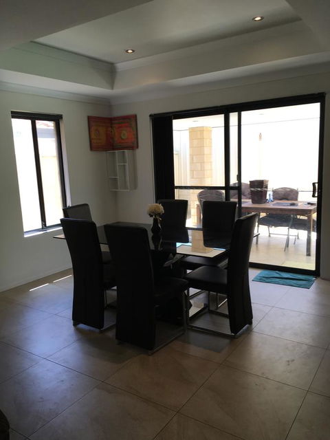 Shiraz Heights - Accommodation Asia 10