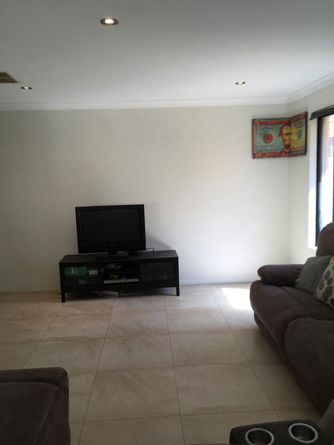 Shiraz Heights - Accommodation Asia 13