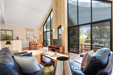 Swanview Ardross Shortstays - Accommodation Asia 1