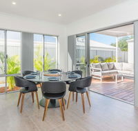 Karrinyup Waters Luxury House Rental - Accommodation Asia