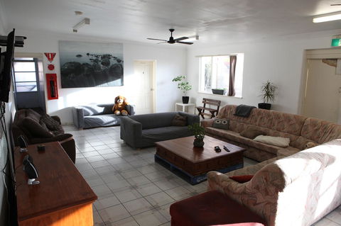 Perth Central Backpackers - Accommodation Guide 20