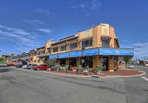 Life's A Beach! Fremantle - Accommodation Asia 25