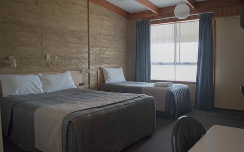 Hopetoun Motel & Chalet Village - Accommodation Asia 1