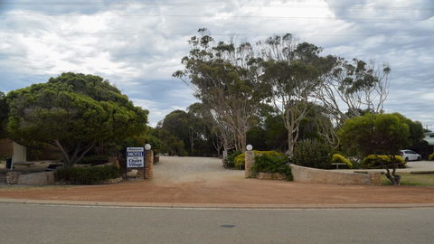 Hopetoun Motel & Chalet Village - Accommodation Asia 12