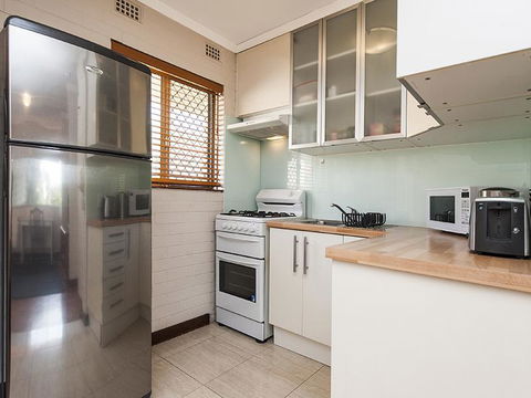 Rosalie 35 - Accommodation Asia 12