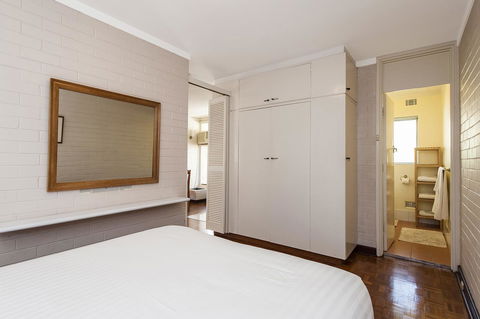 Rosalie 35 - Accommodation Asia 15