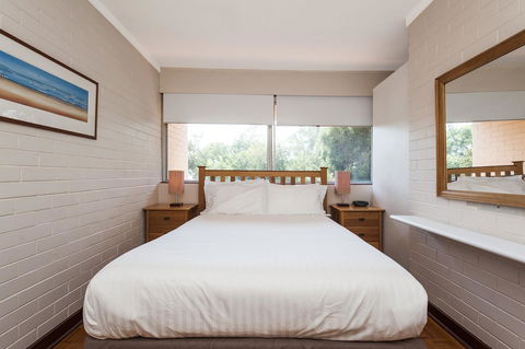 Rosalie 35 - Accommodation Asia 14