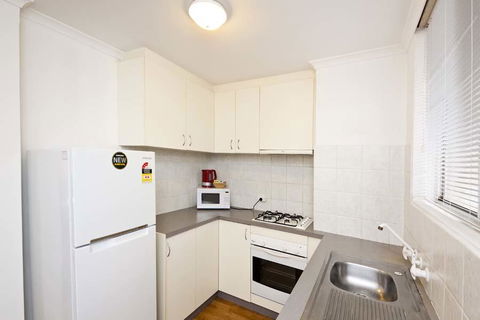Cunningham Terrace 8 - Accommodation Asia 7