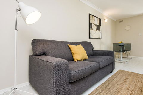 Townshend Rd - Accommodation Guide 40