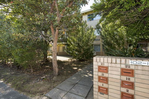 Townshend Rd - Accommodation Guide 30
