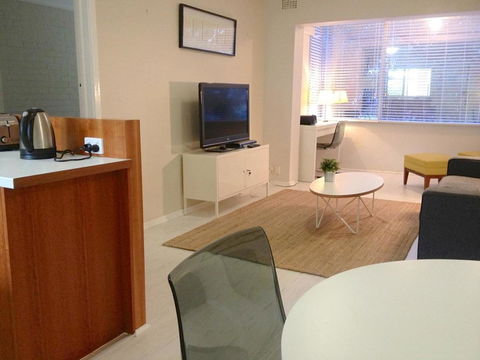 Townshend Rd - Accommodation Guide 16