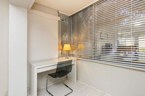 Townshend Rd - Accommodation Guide 9