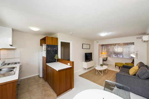 Townshend Rd - Accommodation Guide 12