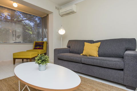 Townshend Rd - Accommodation Guide 3