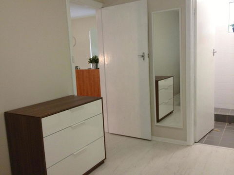 Townshend Rd - Accommodation Guide 15