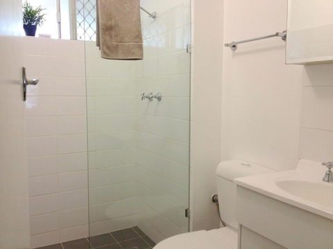 Townshend Rd - Accommodation Guide 14