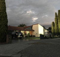 Master room with attachd bath - Accommodation Guide