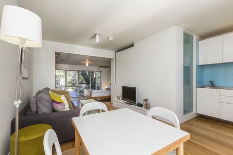 Cottesloe Tree Top Studio - Executive Escapes - Accommodation Guide 1