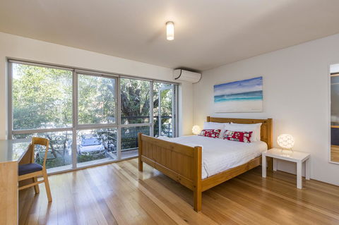 Cottesloe Tree Top Studio - Executive Escapes - Accommodation Guide 7