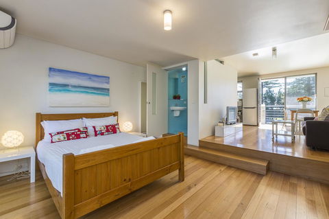 Cottesloe Tree Top Studio - Executive Escapes - Accommodation Guide 0
