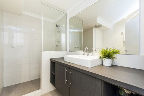 Forrest St - Accommodation Guide 15