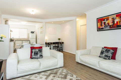 Forrest St - Accommodation Guide 2