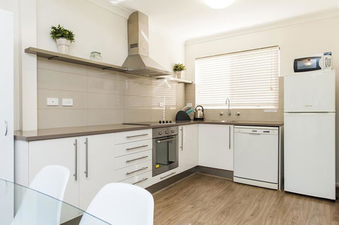 Forrest St - Accommodation Guide 6