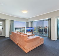 A 406 FANTASTIC OCEAN BEACH and MARINA VIEW APT AT SEASHELLS RESORT - Accommodation Asia