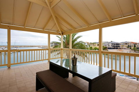 The Marina Hotel - Mindarie - Accommodation Asia 7