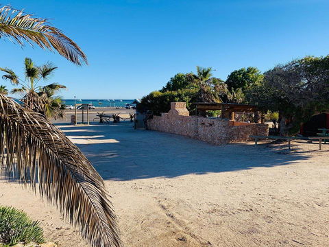 Shark Bay Cottages - Accommodation Asia 11
