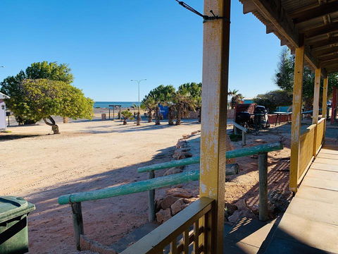 Shark Bay Cottages - Accommodation Asia 2