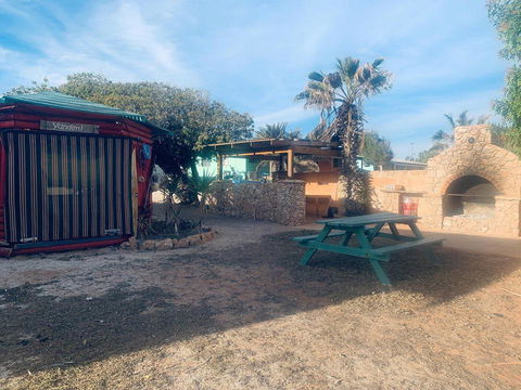 Shark Bay Cottages - Accommodation Asia 37