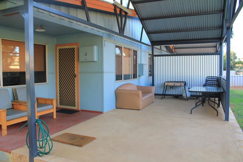 Kestrel Chalets - Accommodation Asia 18