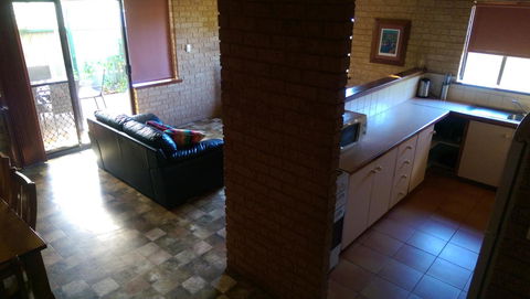 Kestrel Chalets - Accommodation Asia 4