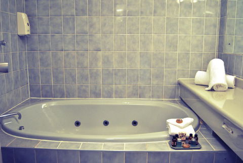 Comfort Inn Devonport - Accommodation Asia 30