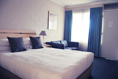 Comfort Inn Devonport - Accommodation Asia 15