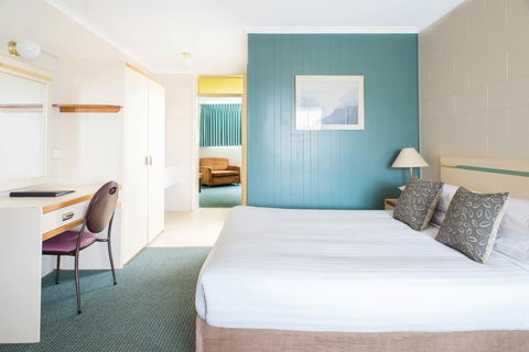 Comfort Inn Devonport - Accommodation Asia 18