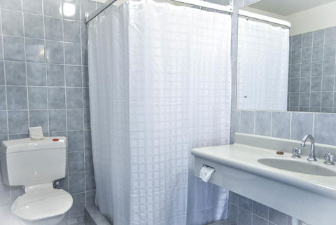 Comfort Inn Devonport - Accommodation Asia 42