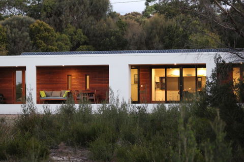 Tamar Solar Home - Accommodation Asia 12